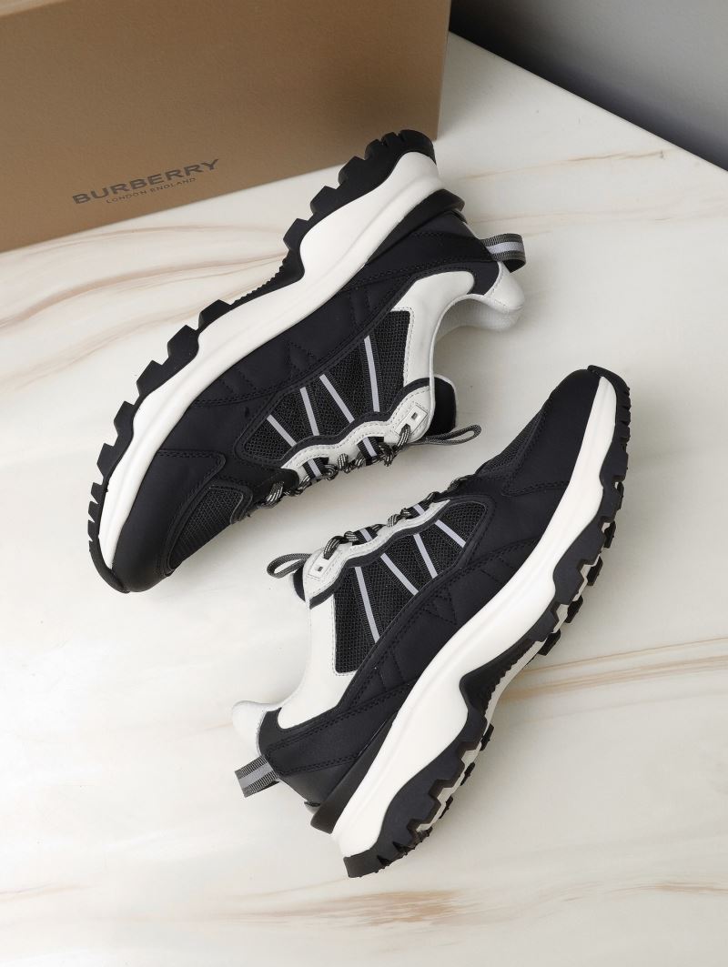 Burberry Low Shoes